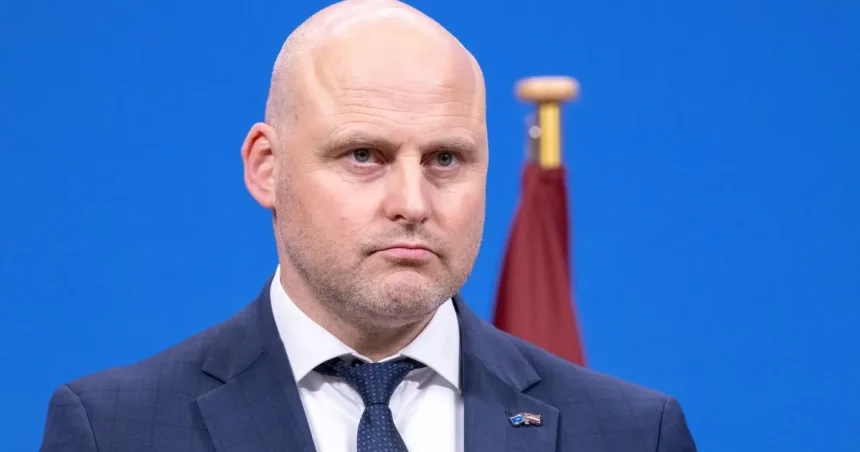 Lotyšsko dnes rozhoduje o novom zložení parlamentu v predčasných voľbách