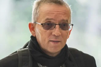 Mladistvá osoba nedosahujúca vek štrnásť rokov