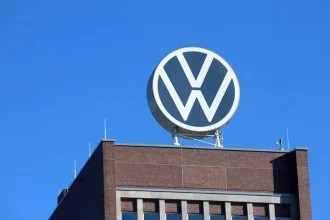 Najväčší európsky výrobca automobilov čelí vážnym výzvam