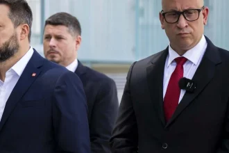 Nálepka, ktorá mobilizuje aj škodí. Ako sa Smer stal témou bratislavskej kampane