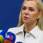 Napätie v boji o investorov rastie, konkurencia tvrdo útočí