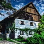 Objavil starú chalupu, ktorú si kedysi kúpil