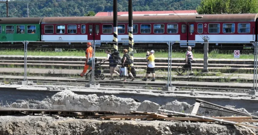 Od pondelka sa pre rekonštrukciu stanice Košice zmenia cestovné poriadky viacerých vlakov