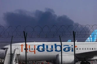 Ománsky pilot zaútočil na kapitána lietadla