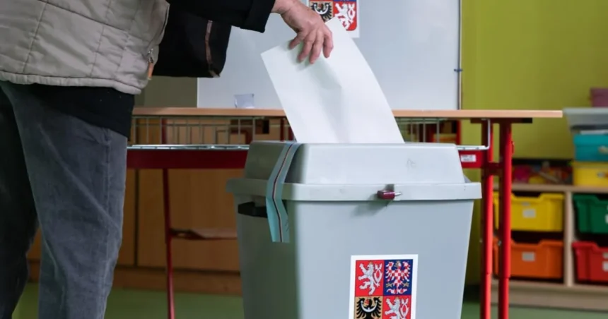 Opozícia si udrží väčšinu v Senáte, posilnili nezávislí a STAN