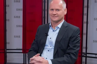 Pástor: Amerika rastie, Európa zaostáva, rozdiel je priepasť