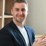 Peter Wolf vyhral voľby bez bilbordov. Dubnicu chce pripraviť na klimatické zmeny