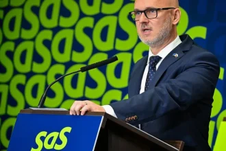 Po Ficovej vláde si štát musí utiahnuť opasok