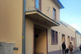 Po ikonickom kine upravia ulicu a záhradu, v susedstve plánujú saunu