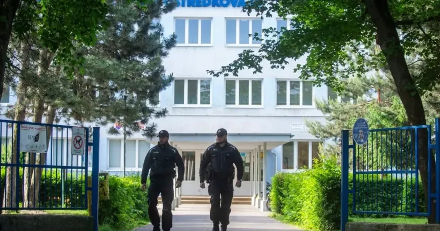 Polícia zvýši svoju prítomnosť v okolí škôl
