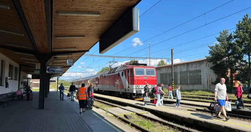 Preložka železnice pri Liptovskom Mikuláši môže ukradnúť peniaze dôležitejším tratiam