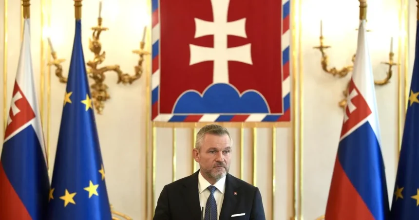 Prezident Kuffu nevymenuje, odvoláva sa na stíhanie súvisiace s jeho prácou