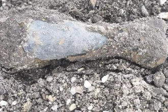 Pri ceste našli muníciu na dvoch miestach, pyrotechnik si ju prevzal