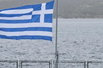 Pri výbuchu v ropnej rafinérii v Grécku sa vážne zranili dvaja ľudia