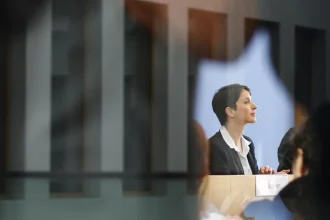 Priehrada v stredopravej Európskej ľudovej strane