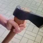 Prišiel k základnej škole so sekerou a vyhrážal sa. Žilinka dal preskúmať postup polície