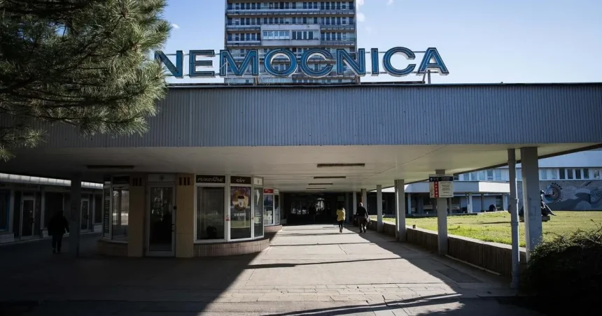 Prokurátor navrhol väzbu pre muža, ktorý napadol personál v ružinovskej nemocnici
