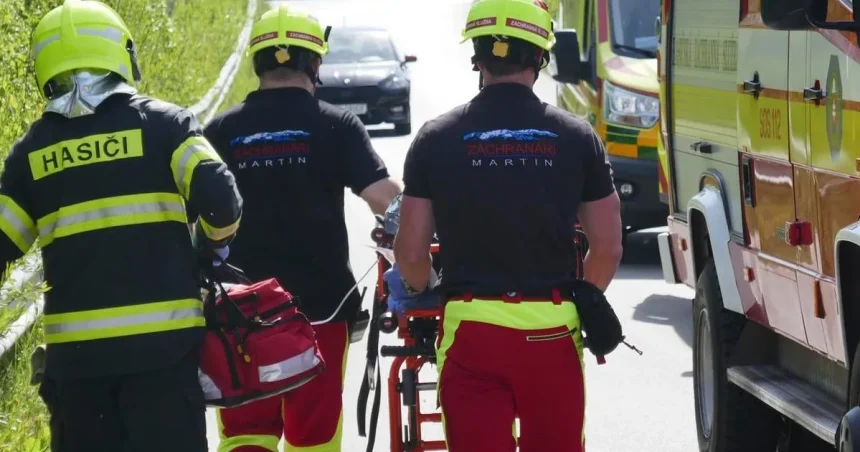 Prvá pomoc sa vyplatí. Dievča na jarmoku oživovali aj okoloidúci