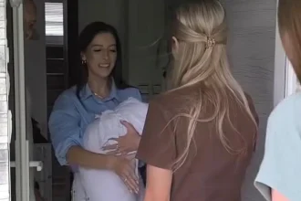 Šaško spochybňuje domáce návštevy mamičiek, nemocnica v Trstenej si za službou stojí