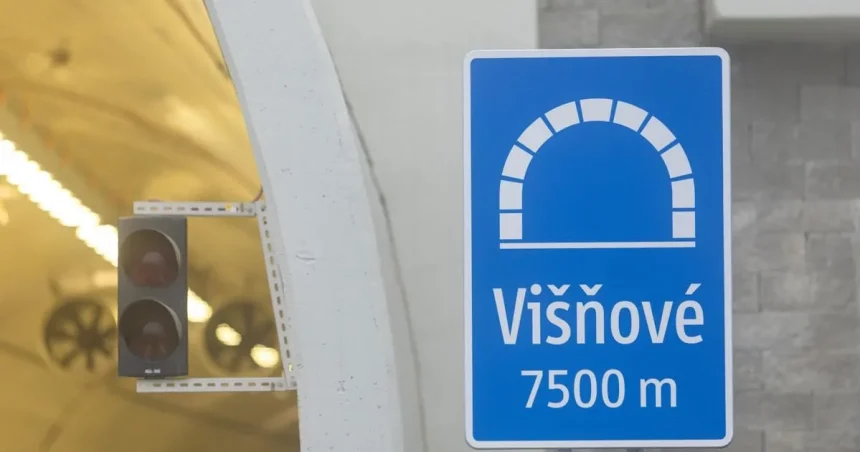 Slovensko uspelo v spore o tunel Višňové, zhotoviteľ zaplatí štátu milióny