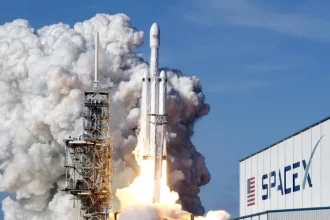 SpaceX chce získať 40 miliárd na nákup čipov Nvidia