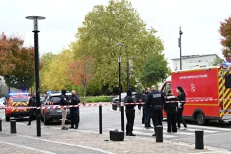 Streľba pri Paríži bola teroristickým činom