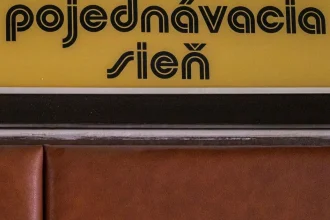 Súdy prijímajú vopred pripravené podania