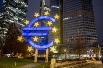 Súkromný sektor eurozóny v septembri vzrástol najvýraznejšie za 3,5 roka