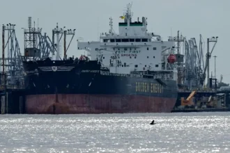Tanker v Hormuzskom prielive sa stal terčom útoku