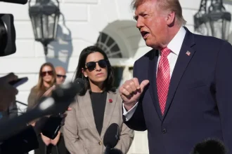 Trump: Je načase, aby za Ukrajinu namiesto Zelenského vyjednával niekto iný