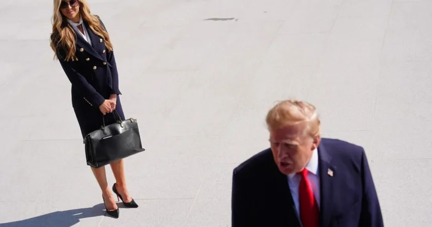 Trump naznačil, že jeho nová hovorkyňa po týždni skončí