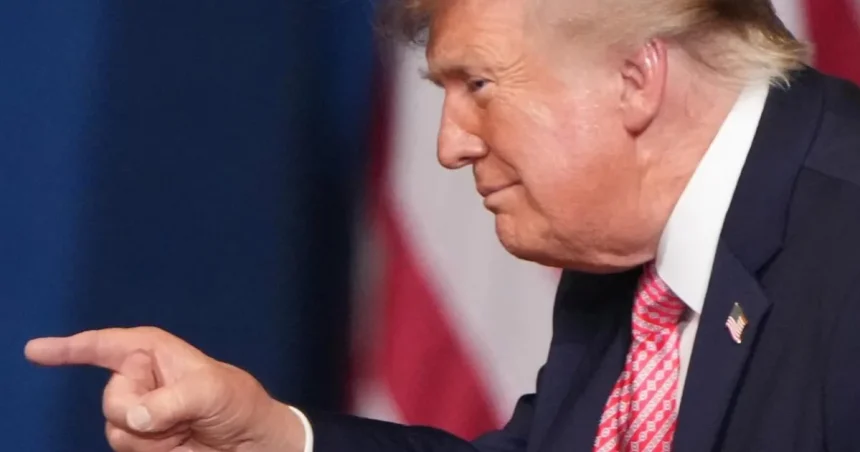 Trump prisľúbil rozsiahlu finančnú pomoc ľuďom