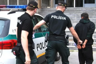 Útočníka z pešej zóny v Púchove zachytili kamery