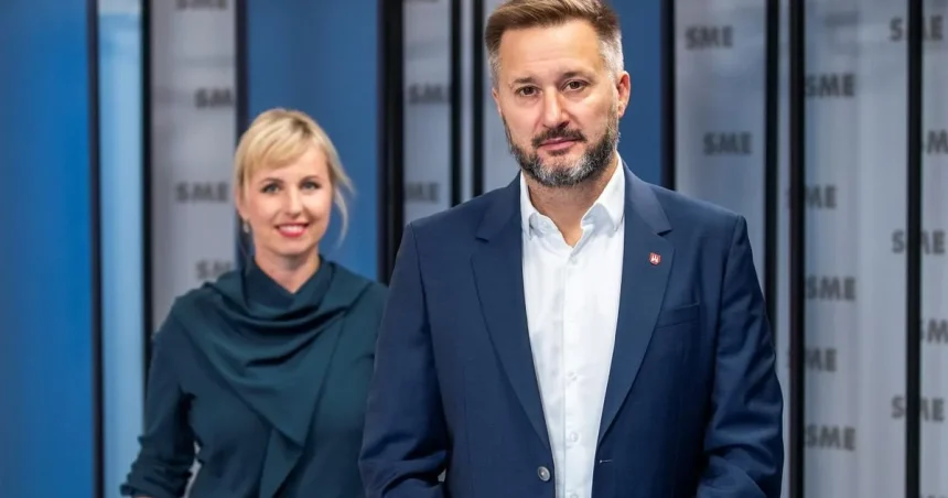 Vallo: Zákaz alkoholu na uliciach, dlhšie električky aj planetárium