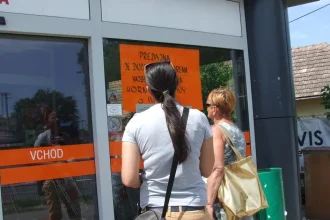 Vláda schválila podporu pre malé potravinové predajne