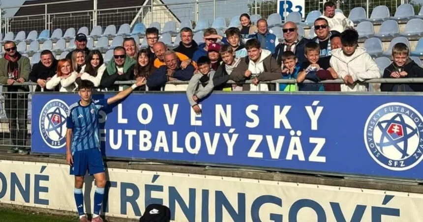 Z dedinského ihriska do mládežníckej Ligy majstrov. Futbalista sníva o Old Trafforde