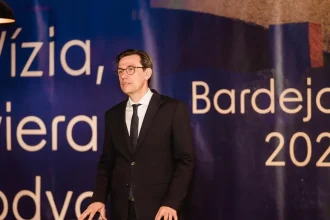 Z Kanady na bardejovskú radnicu. Architekt Olejár po 28 rokoch porazil Hanuščaka